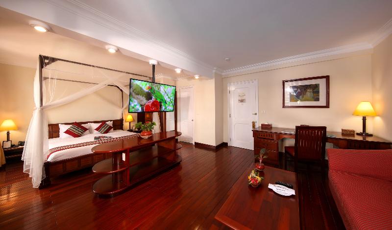 سوییت, Victoria Chau Doc