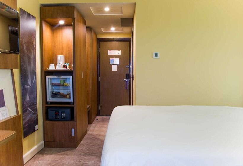 Номер Superior, Novotel Port Harcourt