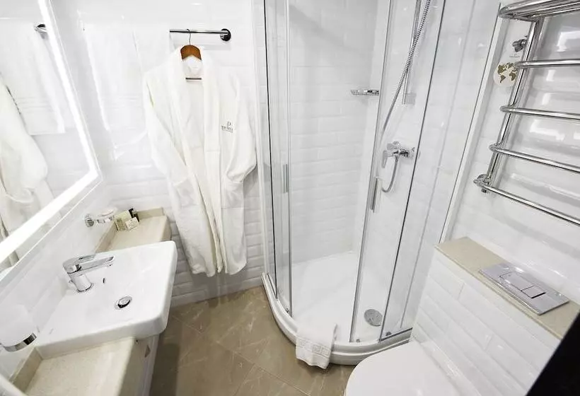 اتاق پرمیوم, Premier Hotel Rus