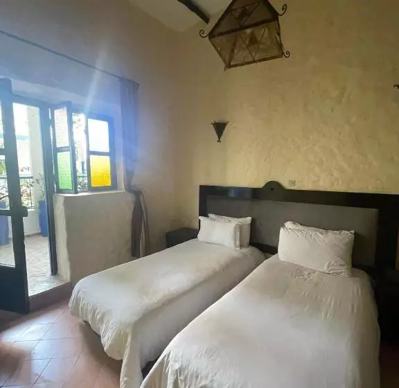 エコノミールーム, Riad Al Madina
