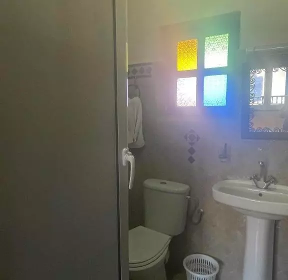 エコノミールーム, Riad Al Madina