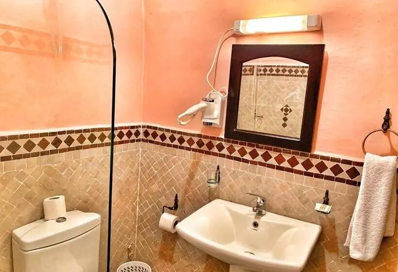 スタンダードルーム, Riad Al Madina
