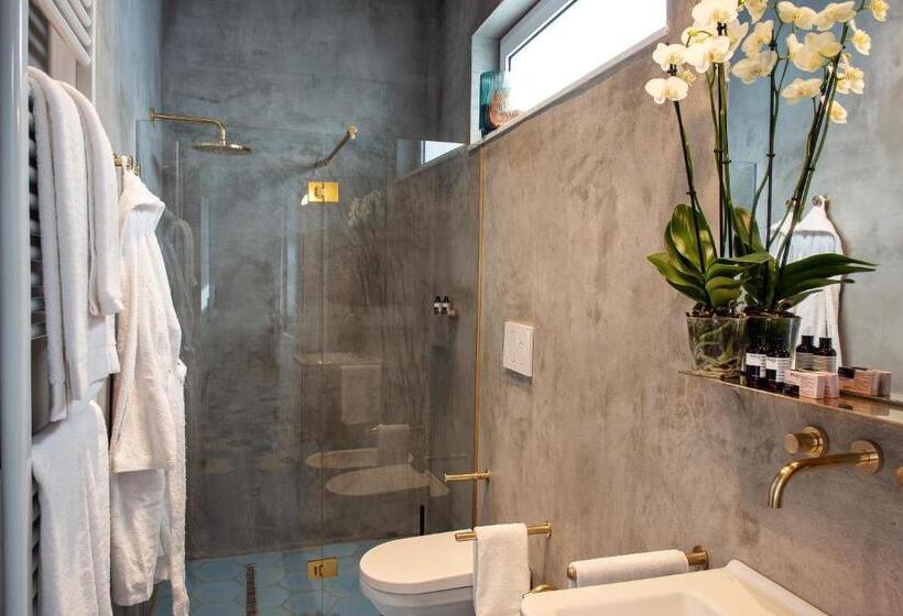 غرفة ديلوكس ثلاثية, Magnolia Boutique Rooms