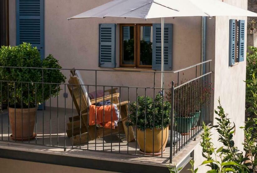 جناح مزود بتراس, Es Picarol Sineu