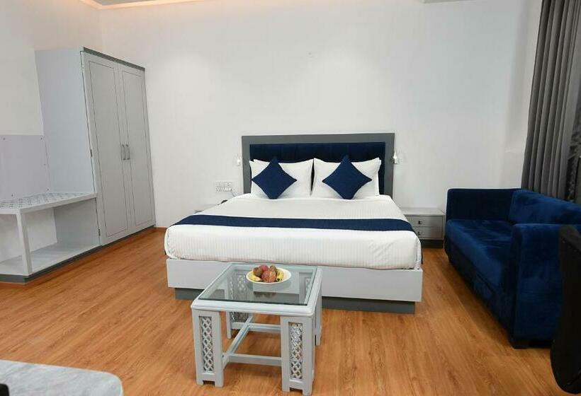 디럭스 룸, Kyriad Hotel Pimpri