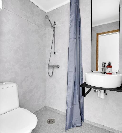 Номер Стандарт, Lille Hotell