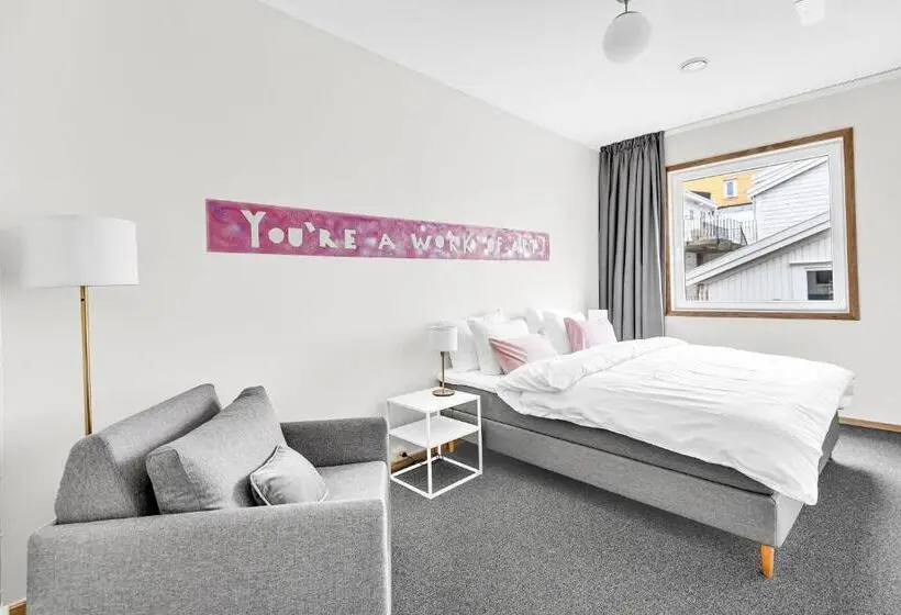 デラックスルーム, Lille Hotell
