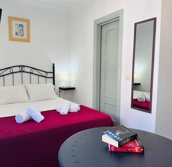 스탠다드 스튜디오, Marbella Village