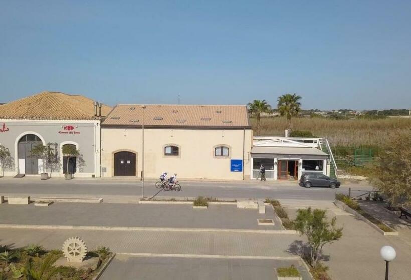 غرفة قياسية, Le Saline Rooms Marzamemi
