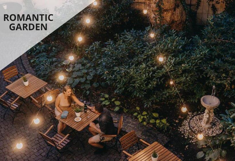 اتاق استاندارد سه نفره, Adler   Czech Leading Hotels