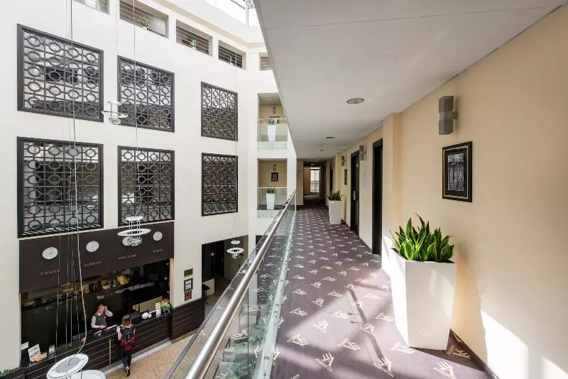 デラックスルーム, Amberton Cathedral Square Hotel Vilnius