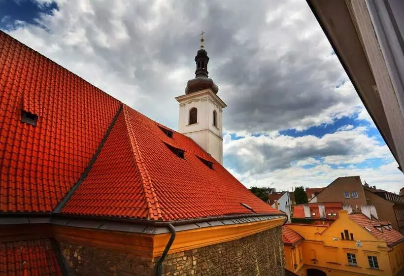 スタンダード４人部屋, Adler   Czech Leading Hotels