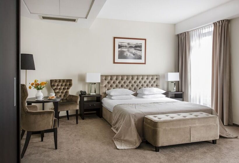 سوییت, Amberton Cathedral Square Hotel Vilnius