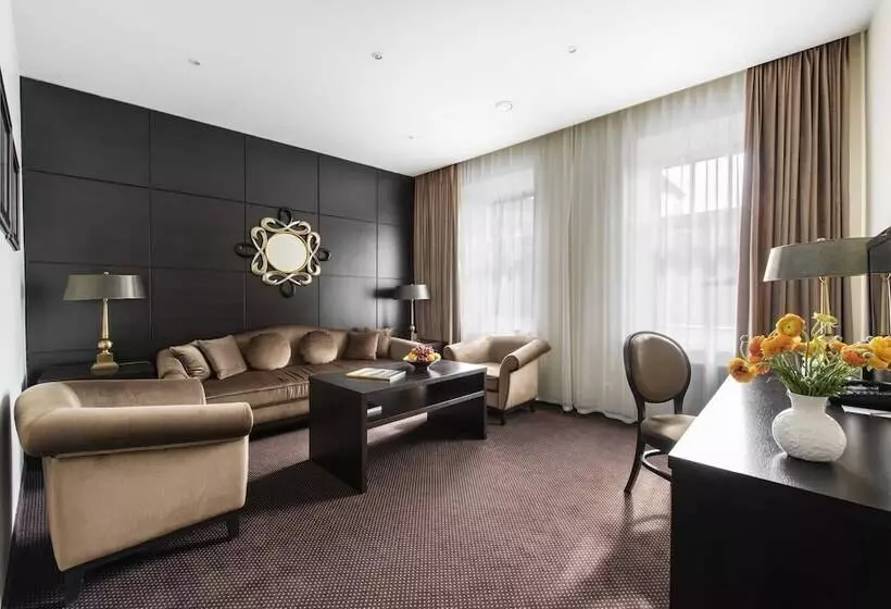 スイート, Amberton Cathedral Square Hotel Vilnius