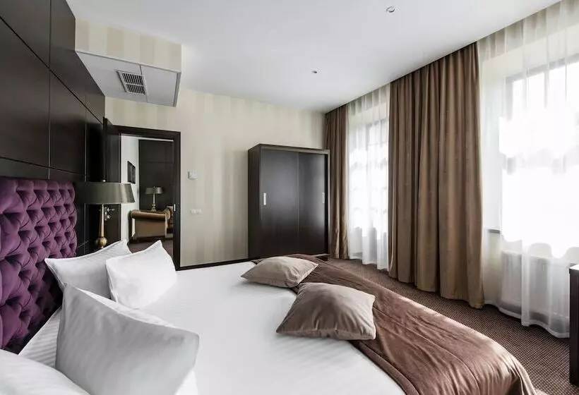 スイート, Amberton Cathedral Square Hotel Vilnius