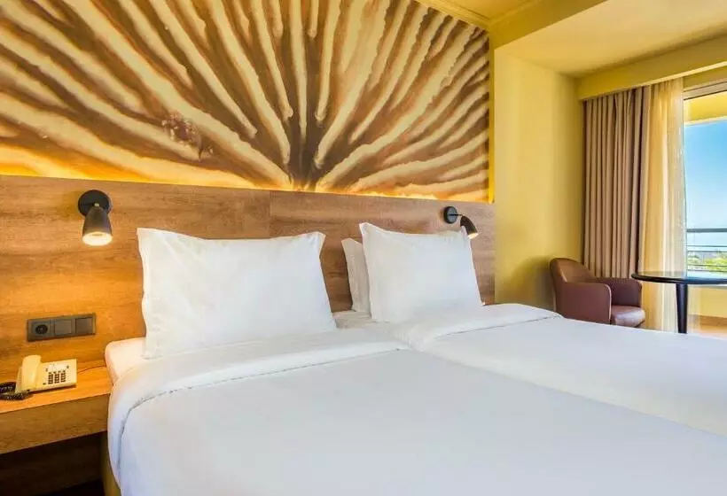 سوییت با چشم‌انداز دریا, Calheta Beach - All Inclusive, Savoy Signature