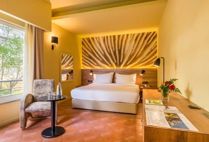 اتاق استاندارد با چشم‌انداز کوهستان, Calheta Beach - All Inclusive, Savoy Signature