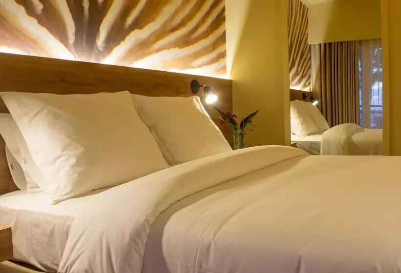 اتاق استاندارد با چشم‌انداز کوهستان, Calheta Beach - All Inclusive, Savoy Signature