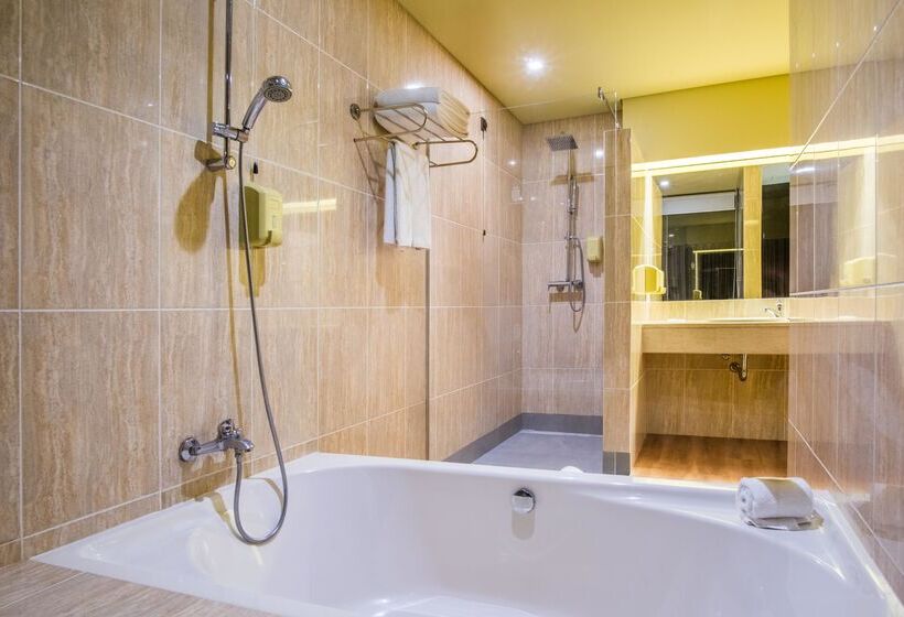 סוויטה צדדית נוף לים, Calheta Beach  Allinclusive  Savoy Signature