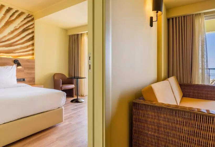 سوییت با چشم‌انداز دریا, Calheta Beach - All Inclusive, Savoy Signature