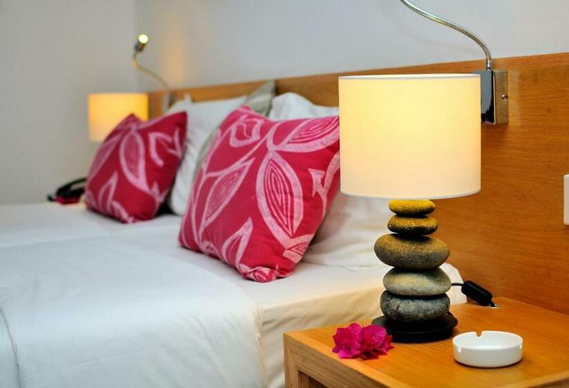 اتاق لوکس, Casuarina Resort And Spa
