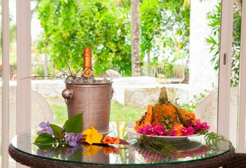 디럭스 룸, Casuarina Resort And Spa