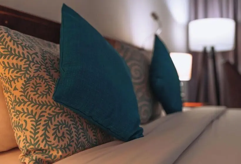 اتاق لوکس, Casuarina Resort And Spa