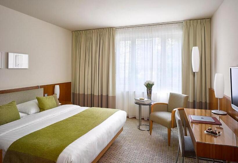 اتاق استاندارد, K+k Hotel Central