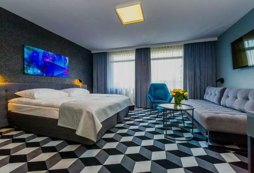 Premium-huone, Wyspiański