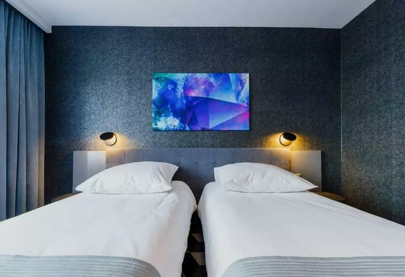 Premium-huone, Wyspiański
