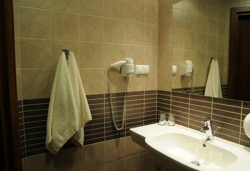 クラシックルーム, Wyspiański