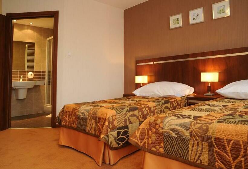 クラシックルーム, Wyspiański