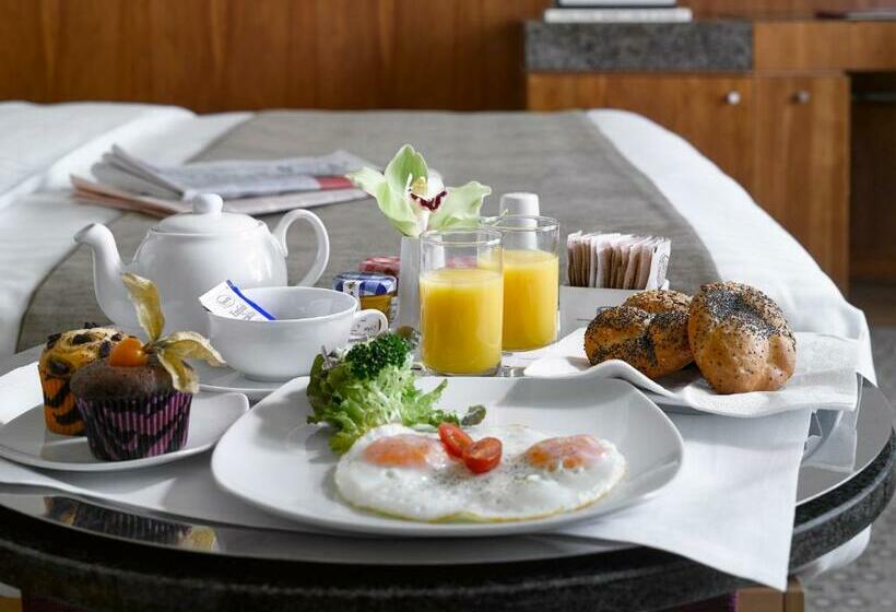 اتاق استاندارد, K+k Hotel Central