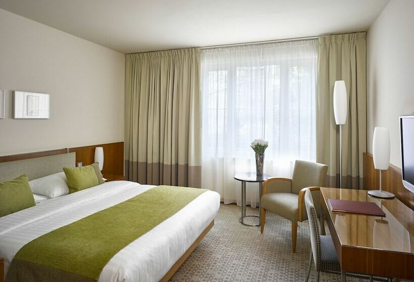 اتاق استاندارد, K+k Hotel Central