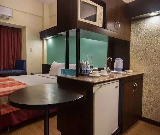 スイート, Microtel By Wyndham Batangas