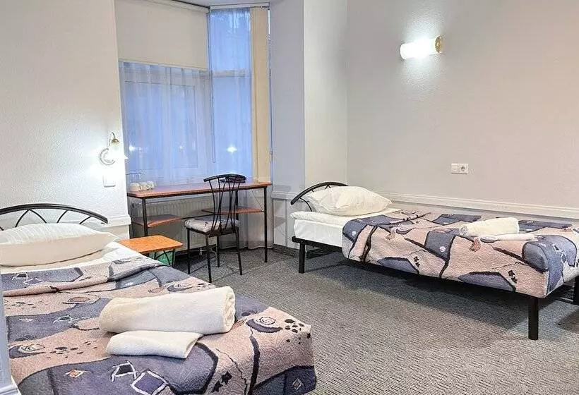 اتاق استاندارد سه نفره, Ok