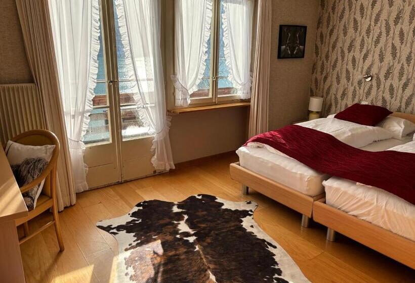 غرفة قياسية مطلّة علي البحيرة, Alpina Boutique Hotel Ringgenberg   Adults Only !