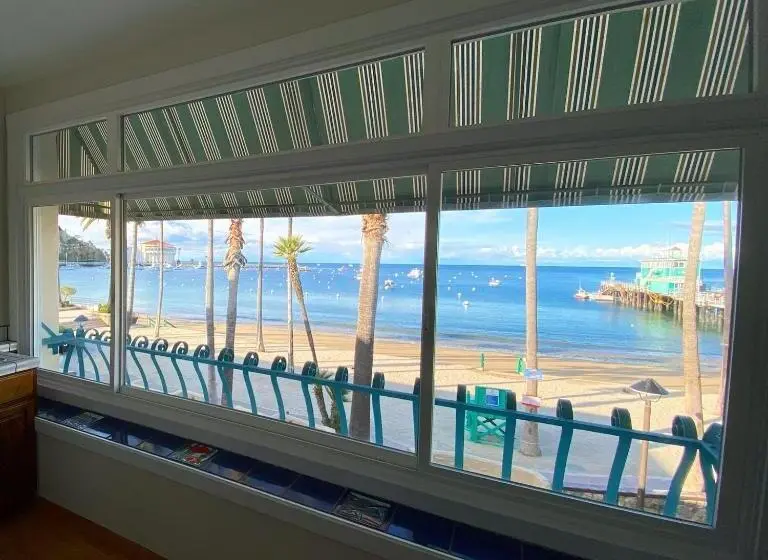 スイート, The Edgewater