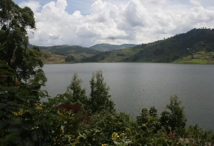 اتاق خانوادگی, Amasiko Homestay Lake Bunyonyi