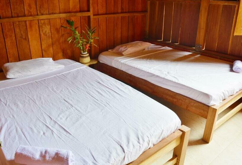 Кровать в Общей Комнате, Posada Hannany