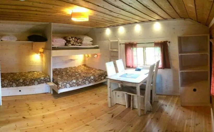 １ベッドルームハウス, Stf Hotel & Hostel Persåsen