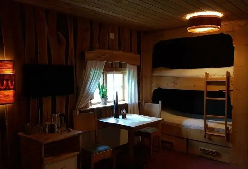 スイート, Stf Hotel & Hostel Persåsen