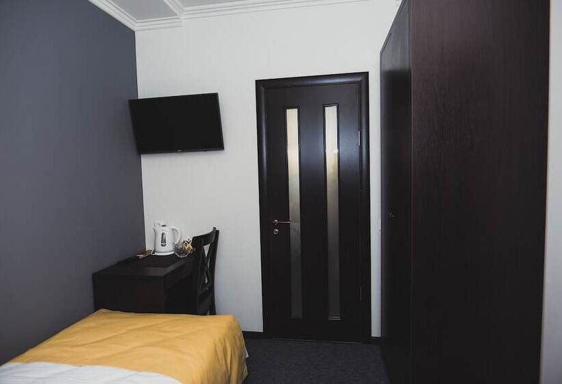 اتاق استاندارد یک نفره, Sunny