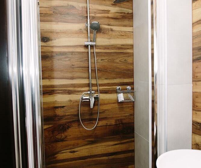 اتاق استاندارد یک نفره, Sunny