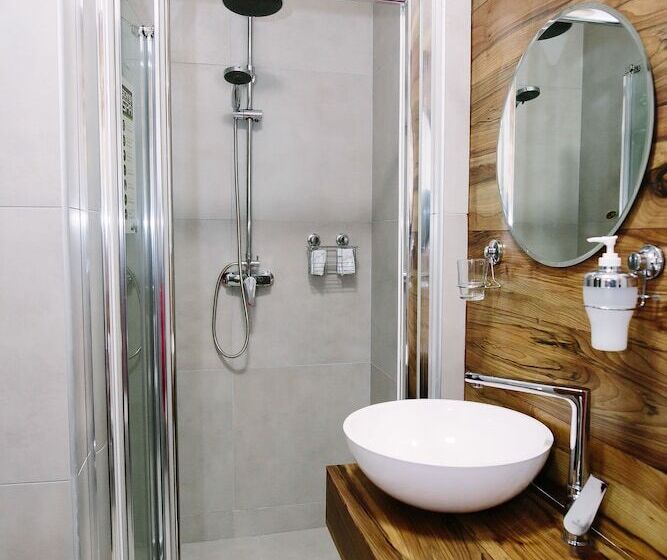 اتاق استاندارد, Sunny