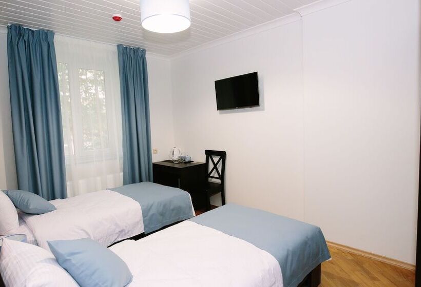 اتاق استاندارد, Sunny