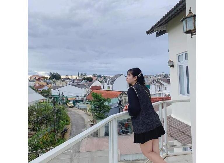 اتاق استاندارد با بالکن, Nk.dalat