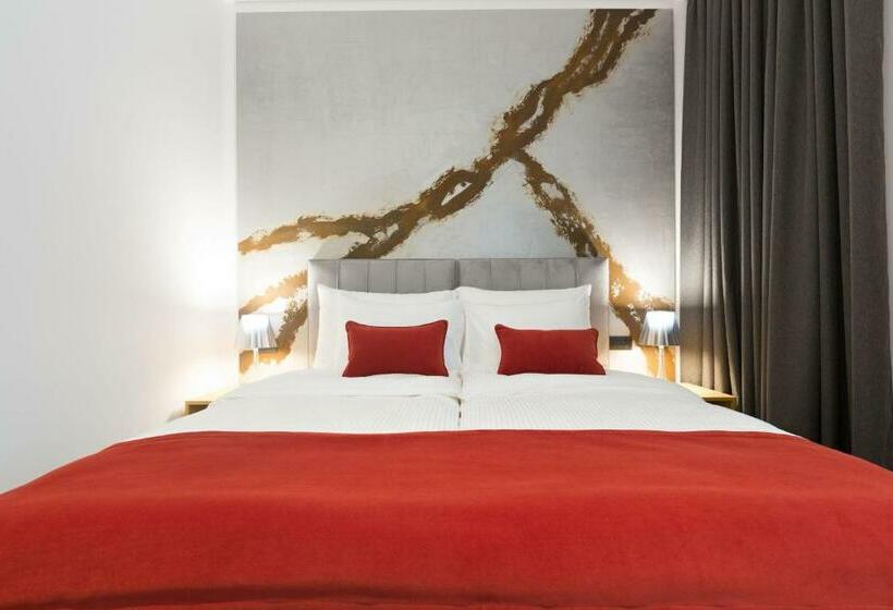 اتاق سوپریور, Boutique Hotel Museum