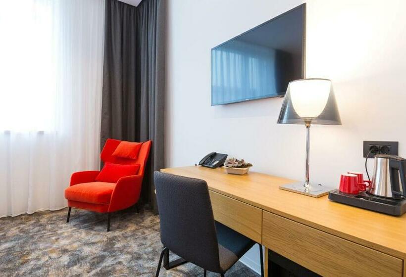 اتاق سوپریور با چشم‌انداز, Boutique Hotel Museum