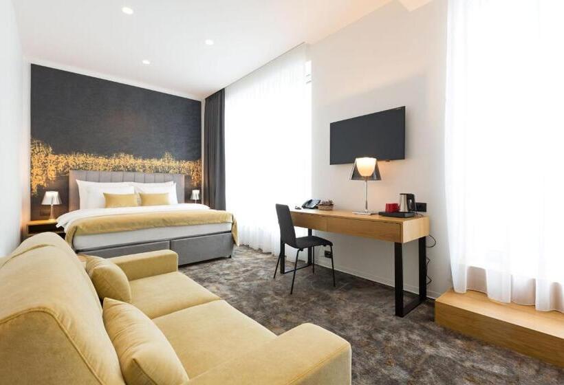 اتاق اجرایی با مشاهده, Boutique Hotel Museum